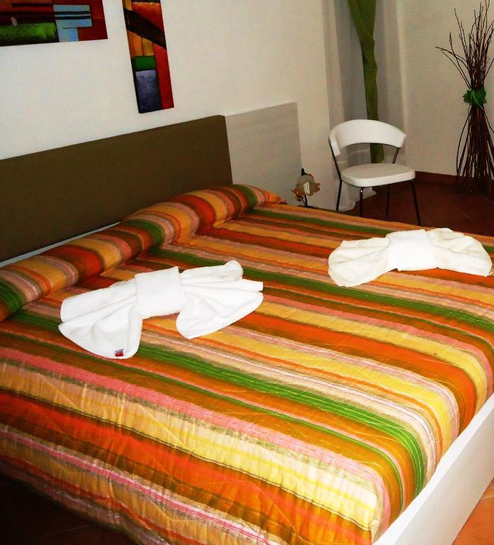 Ciuscia Bed & Breakfast Calatabiano Ruang foto
