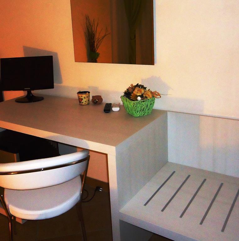 Ciuscia Bed & Breakfast Calatabiano Ruang foto
